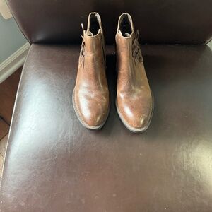 Born Leather Boots with great detail size 8.5M